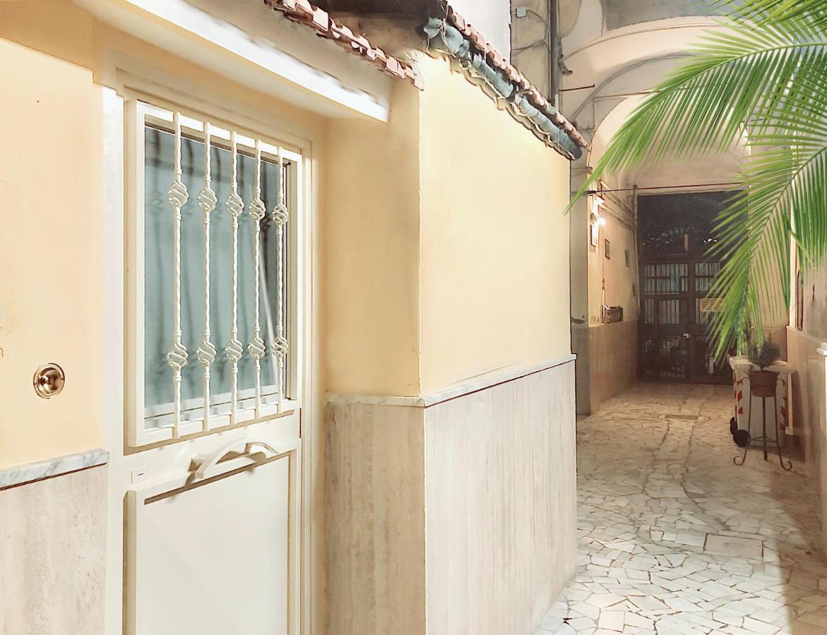 Jungle 13 - Room And Apartments 那不勒斯 外观 照片